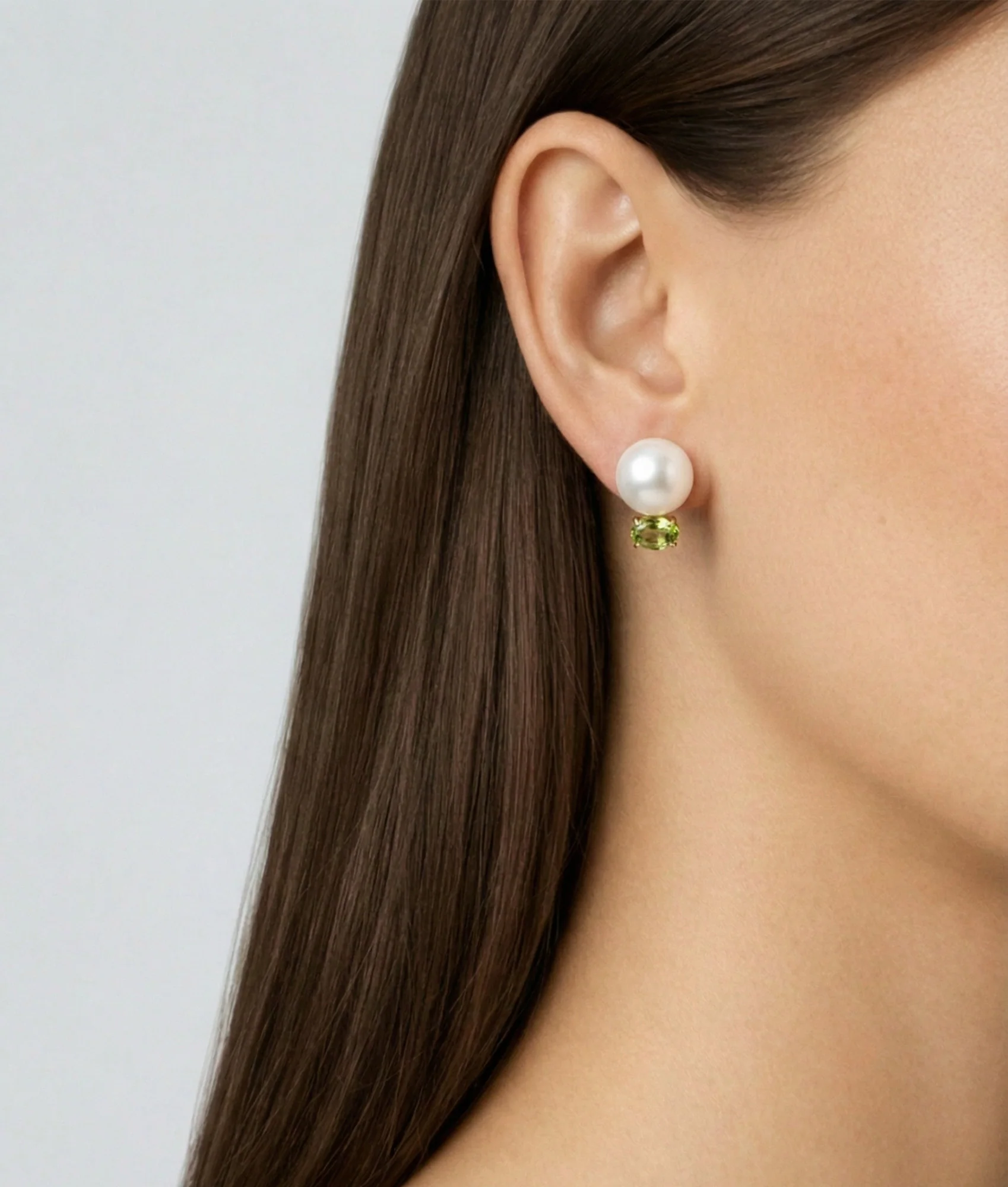 Perle Peridot Earrings - Image 2